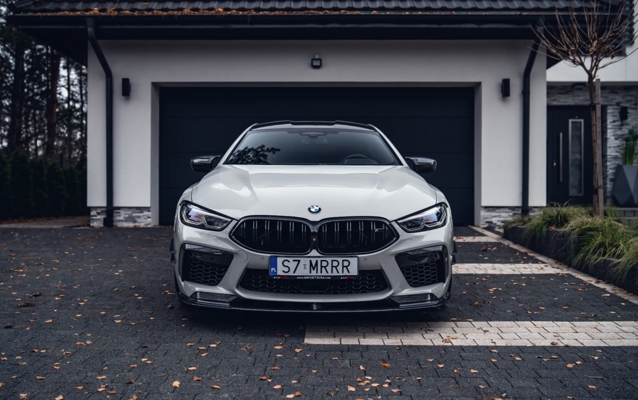 BMW M8 Competition - zdjęcie 1